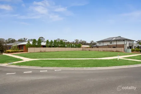 Property photo of 2 Hereford Drive Ascot VIC 3551