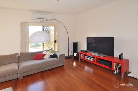 Property photo of 10 Chifley Circuit Burnside Heights VIC 3023