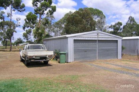 Property photo of 17 Queen Street Oakey QLD 4401