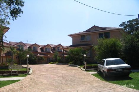 Property photo of 4/40 Larien Crescent Birrong NSW 2143