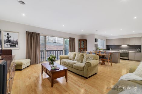 Property photo of 1/12 Linden Road Ringwood North VIC 3134