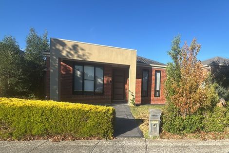 16 Jemma Ave, Point Cook, VIC 3030