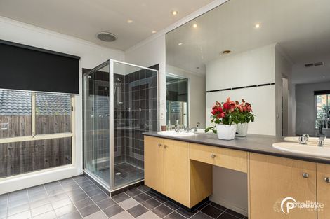 Property photo of 15 Viewbank Rise Beaconsfield VIC 3807