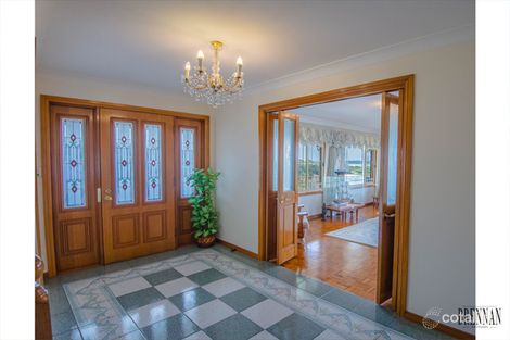 Property photo of 23 Sapphire Close Caves Beach NSW 2281