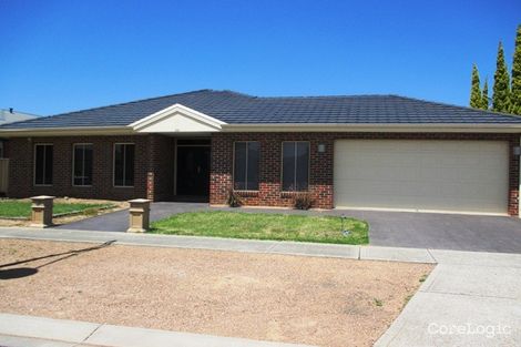 25 Dunkirk Dr, Point Cook, VIC 3030