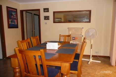 Property photo of 19 Cassowary Avenue Werribee VIC 3030
