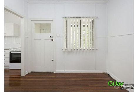 Property photo of 821 Cavendish Road Holland Park QLD 4121