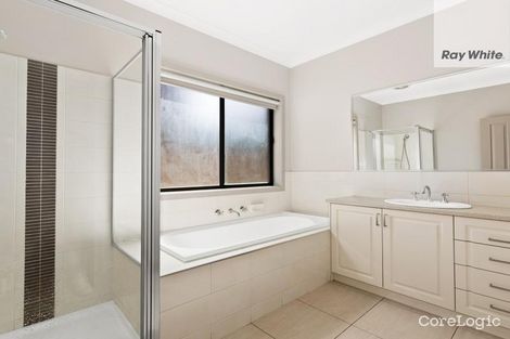 Property photo of 18 Chamonix Parade South Morang VIC 3752