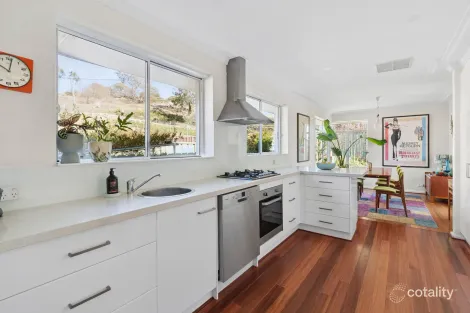 Property photo of 8 Mosman Place Narrabundah ACT 2604