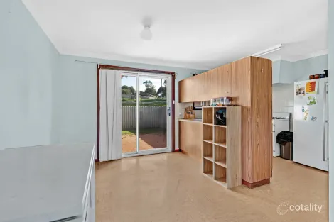 Property photo of 6A Davenport Way Withers WA 6230