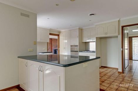 Property photo of 1 Heron Court Sale VIC 3850