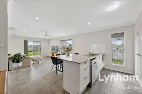 Property photo of 34 Highgrove Avenue Shaw QLD 4818