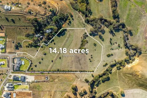 2 Elmhurst Pl, Batesford, VIC 3213