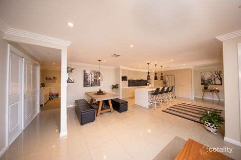 Property photo of 16 Pippin Way Orange NSW 2800