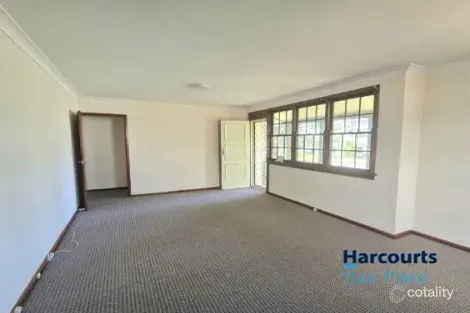 Property photo of 52 Marquesa Crescent Lethbridge Park NSW 2770