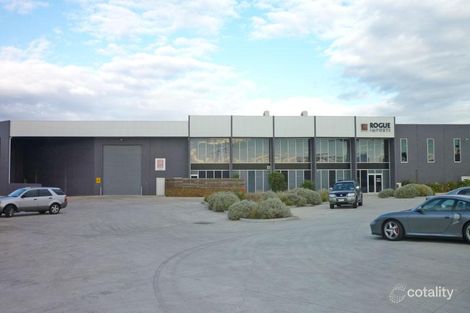 2b Slater Pde, Keilor East, VIC 3033