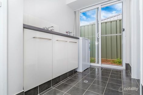 Property photo of 98 Ainsworth Street Wonthella WA 6530