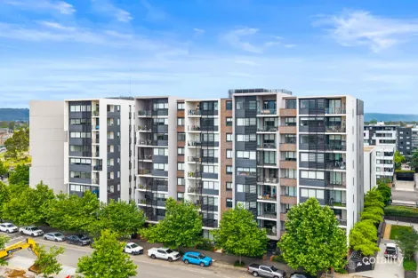 803/81b Lord Sheffield Cct, Penrith, NSW 2750