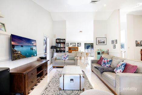 Property photo of 22 Coronata Drive Figtree NSW 2525