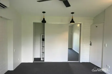 Property photo of 10 Carcoola Court Rocky Point QLD 4874