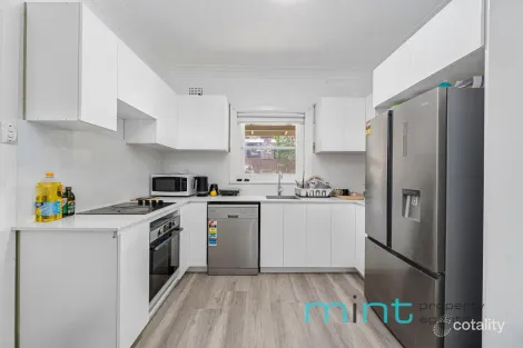 Property photo of 10 Paxton Avenue Belmore NSW 2192