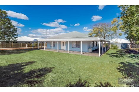Property photo of 14 Bunkers Hill School Road Westbrook QLD 4350