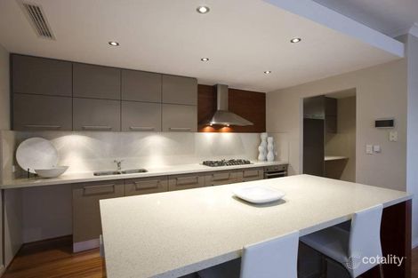 Property photo of 48 Breaksea Drive North Coogee WA 6163