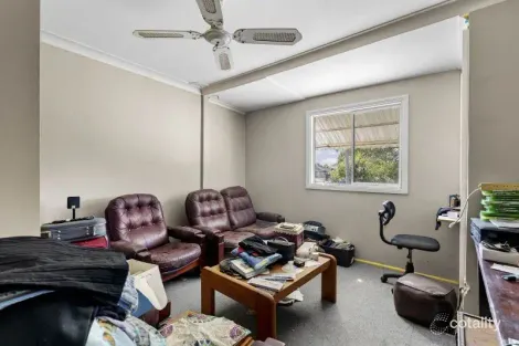 Property photo of 21 Howelston Road Gorokan NSW 2263