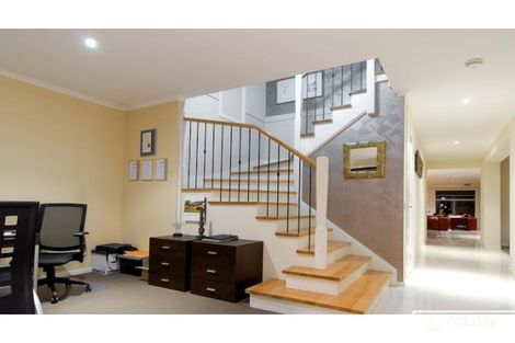 Property photo of 13 Flinders Court Cranbourne North VIC 3977