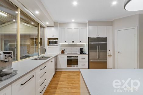 Property photo of 2 Warmington Road New Town SA 5554