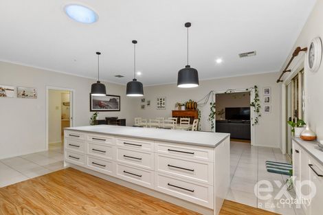 Property photo of 2 Warmington Road New Town SA 5554