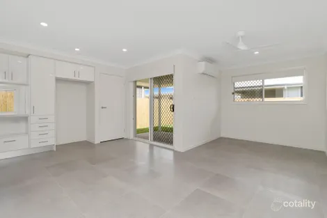 Property photo of 8 Wattle Court Ormeau QLD 4208