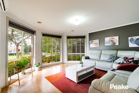 Property photo of 35 Edgbaston Circuit Berwick VIC 3806