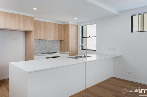 301/38 Andrews St, Cannon Hill, QLD 4170