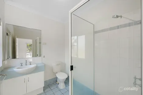 Property photo of 9/9 Pacific Court Kin Kora QLD 4680