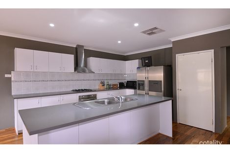 Property photo of 17 Bonannella Entrance Sinagra WA 6065