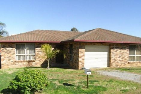 18 Wallamoul St, Oxley Vale, NSW 2340