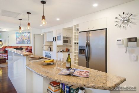 Property photo of 102/95 Esplanade Golden Beach QLD 4551