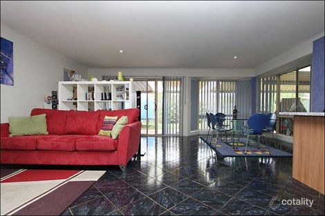 Property photo of 10 Rowe Circuit Walkley Heights SA 5098