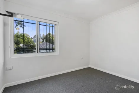 Property photo of 3/19 Ampthill Street Highgate Hill QLD 4101