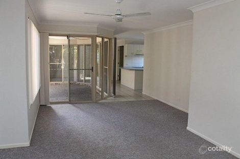 Property photo of 19 Tenterfield Place Forest Lake QLD 4078