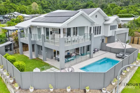 13 Amberwood Cres, Smithfield, QLD 4878