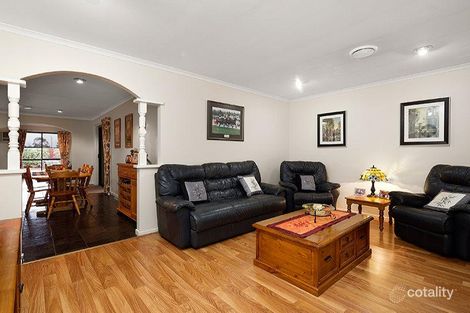 Property photo of 7 Edina Grove Altona Meadows VIC 3028