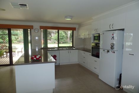 Property photo of 1 Golden Court Grahamvale VIC 3631