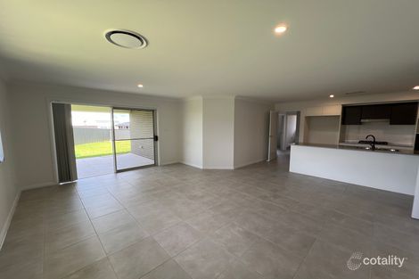 Property photo of 47 Acacia Circuit Parkes NSW 2870
