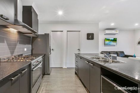 Property photo of 42 Stark Circuit Cranbourne East VIC 3977