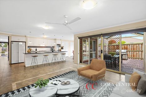 Property photo of 23 Tuileries Rise Narre Warren South VIC 3805