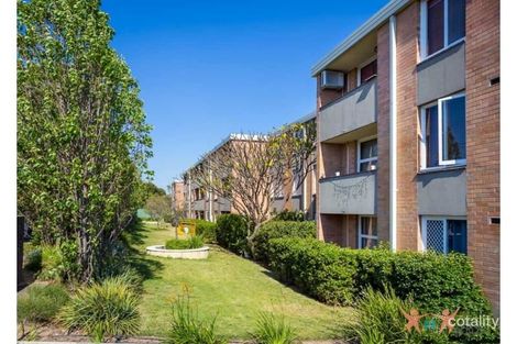 18/221 Clontarf Rd, Hamilton Hill, WA 6163