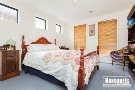 Property photo of 40 Stefan Drive Berwick VIC 3806