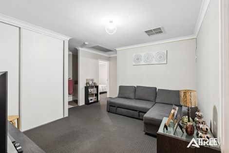 Property photo of 38 Archdale Loop Piara Waters WA 6112